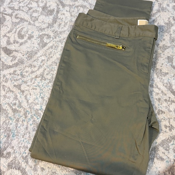 Michael Michael Kors • Cotton Pants Straight Ankle Gold Accents Olive Green - Picture 9 of 10